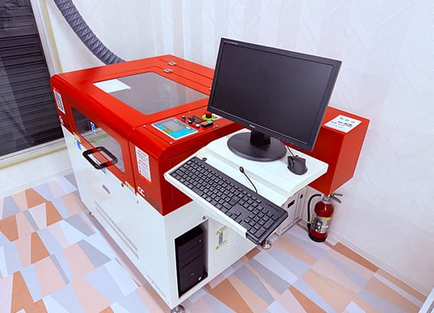CCDカメラ搭載モデルで高精度かつ簡単操作